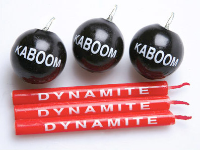 dynamite-and-bomb-candles-2